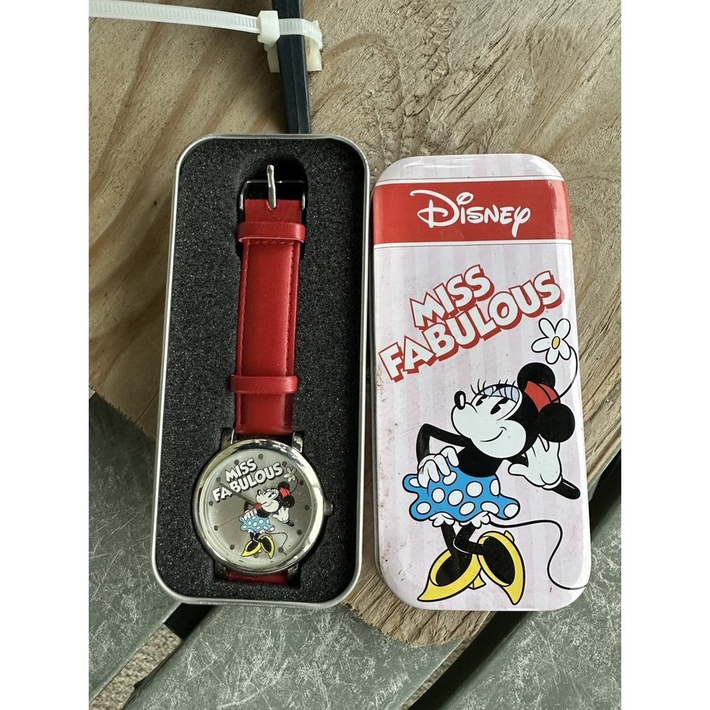 Disney Minnie Mouse MISS FABULOUS Wristwatch Special Edition‎ Red Band